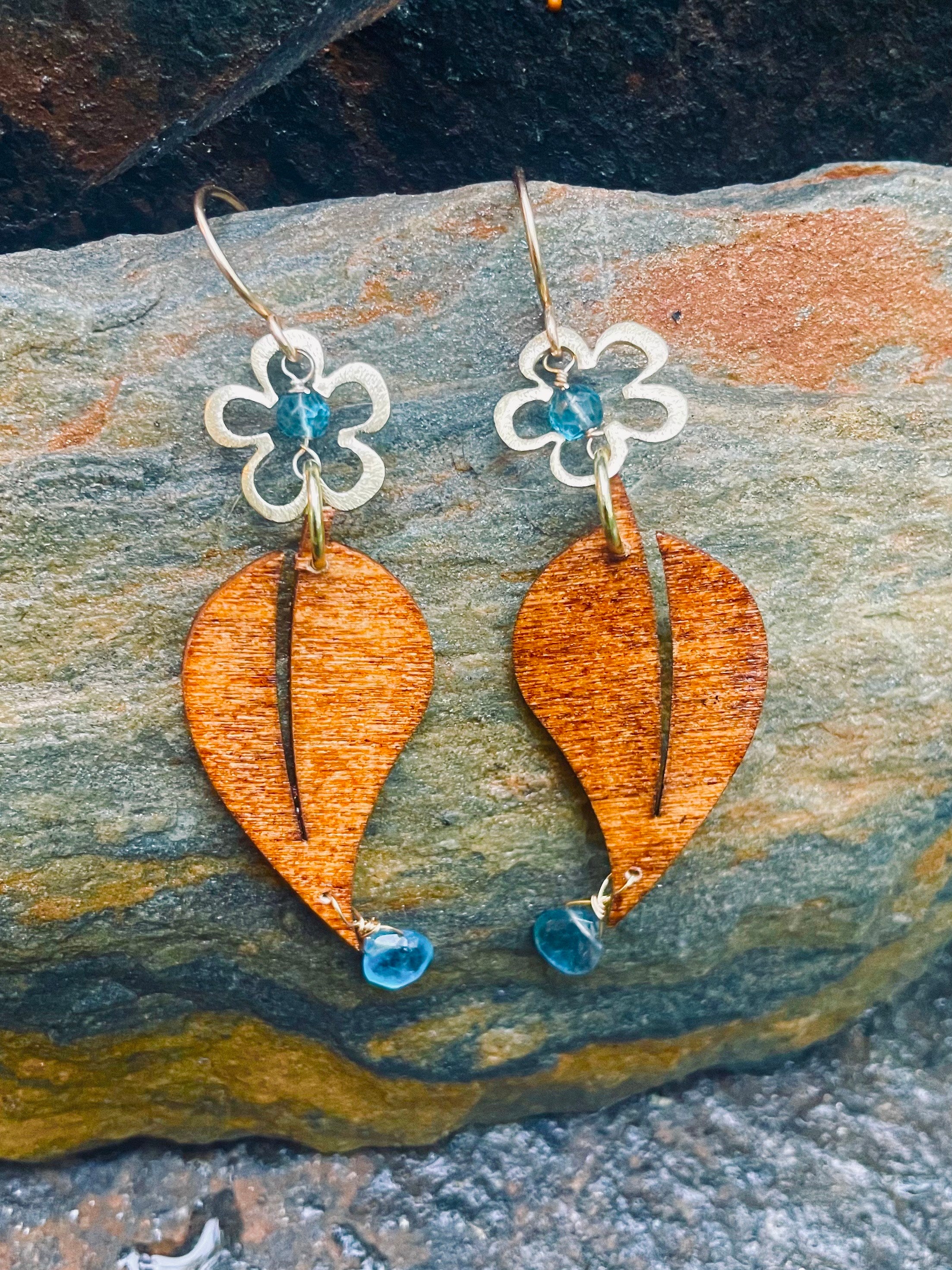 Gold Daisy and Kyanite Earrings