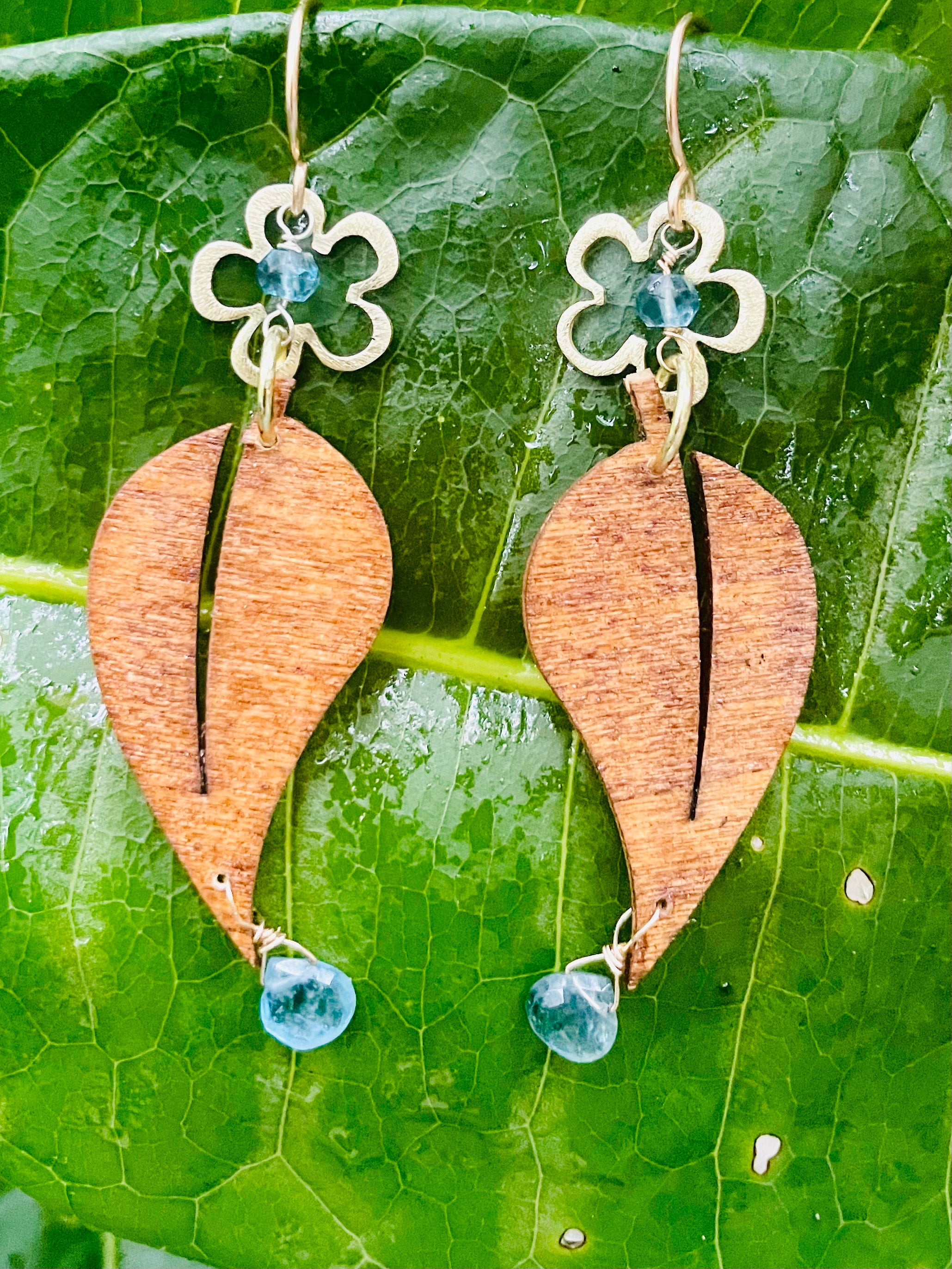 Gold Daisy and Kyanite Earrings