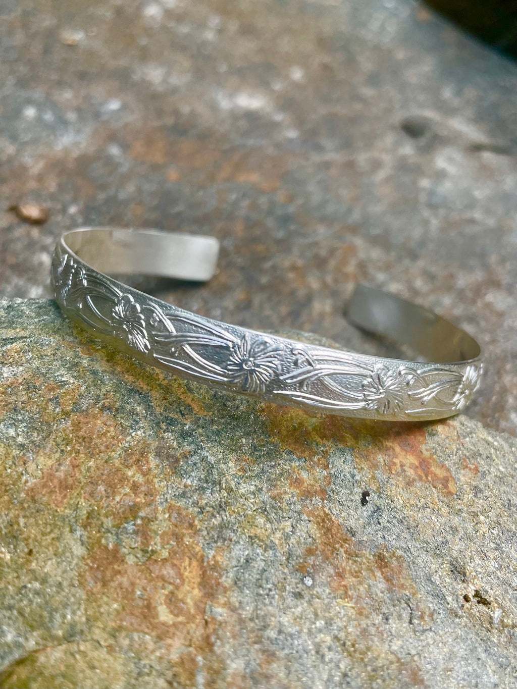 Sterling Silver Floral Open Bangle